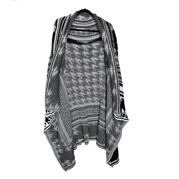 Calvin Klein draped blanket Cardigan - Picture 2 of 8